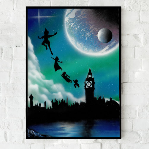 Peter Pan- Immagine iconica dei personaggi che volano di notte di fronte al campanile- Wolf Art